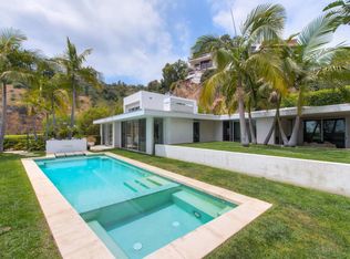 9290 Flicker Pl, Los Angeles, CA 90069