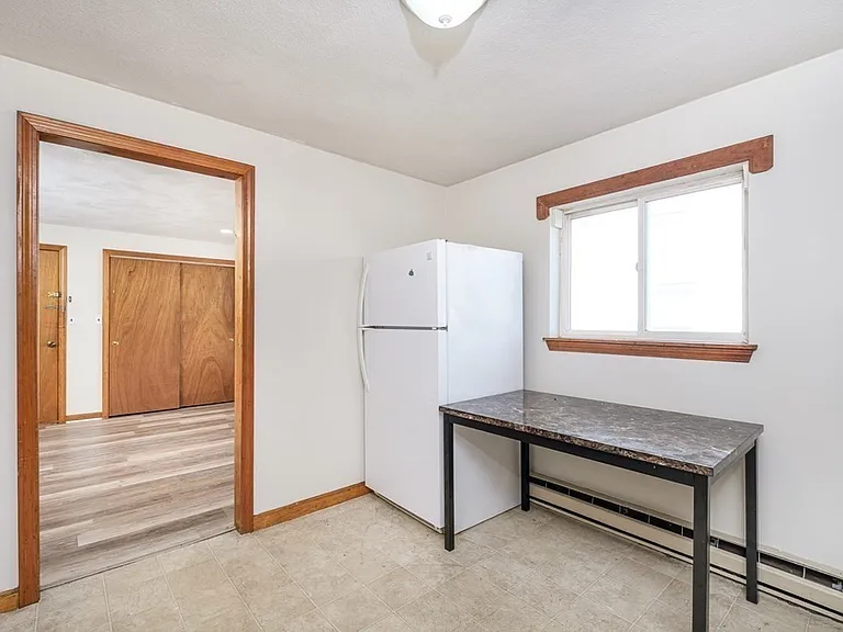 441 Ferry St #1 — Photo 4