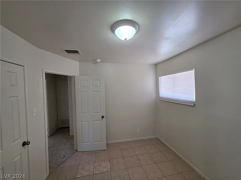 910 Magnolia Ave — Photo 15