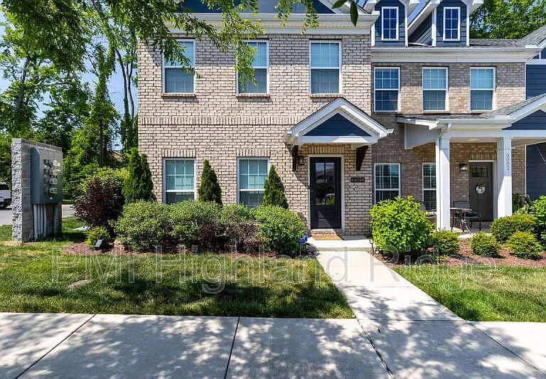 6084 Ivory Ln — Photo 1