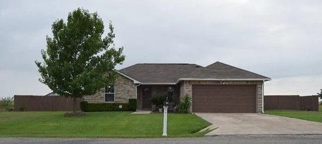 484 Cordova Ter — Photo 1
