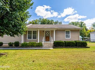 218 Doris Ln, Maryville, TN 37803
