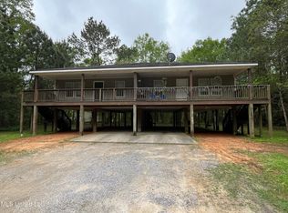 6185 W Jackson St, Bay Saint Louis, MS 39520