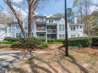 708 Glenleaf Dr, Peachtree Corners, GA