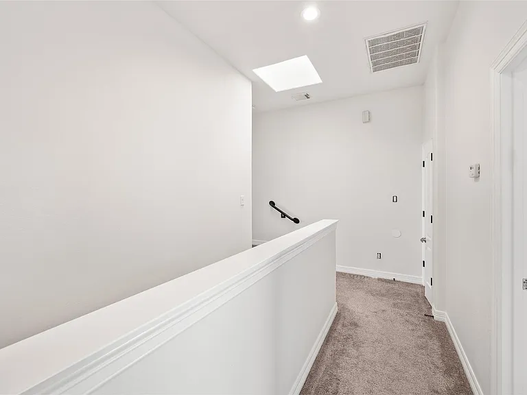 907 McKinney Park Ln — Photo 29
