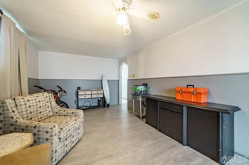 Thumbnail 16