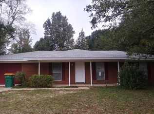 207 Forrest Pkwy, Crestview, FL 32539