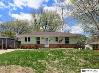 3007 NW 52nd St, Lincoln, NE 68524