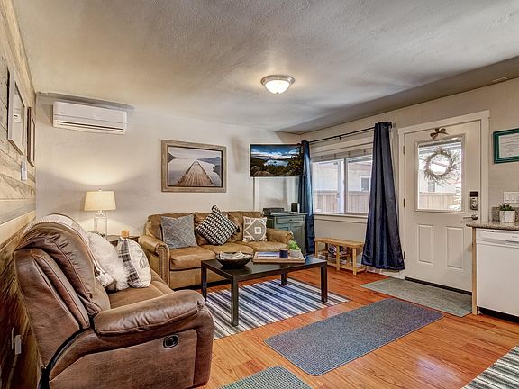 4th image of 954 Modesto Ave #4