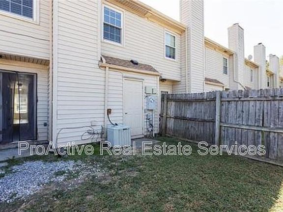 5th image of 5684 Campus Dr