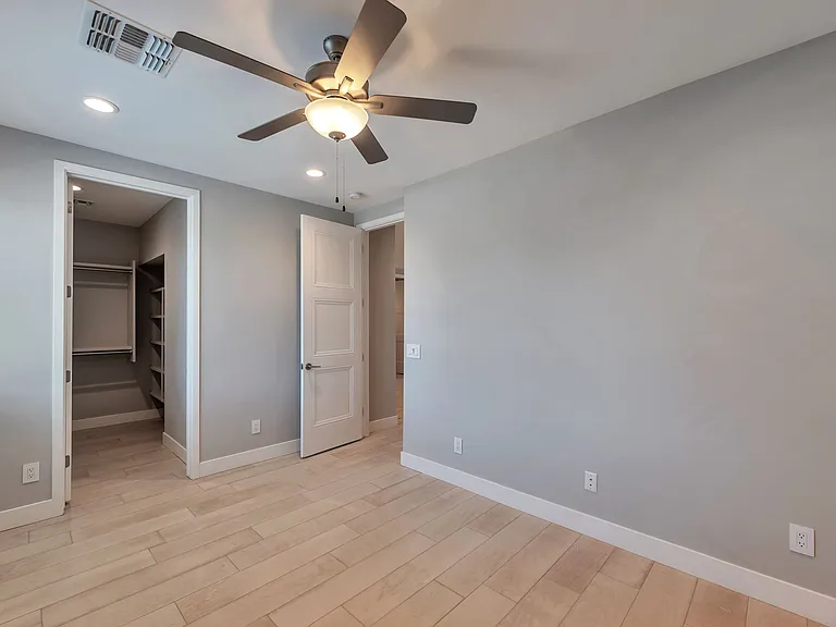 4525 N 40th St #9 — Photo 19