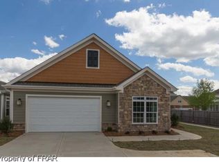 207 Nandina Ct, Fayetteville, NC 28311