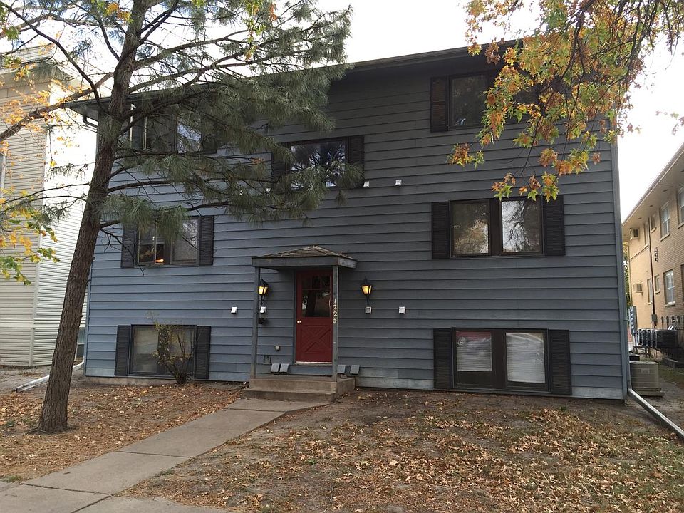 1st image of 1225 G St APT 4