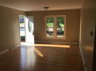 1275 Gentian Dr SE, Grand Rapids, MI 49508