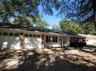 800 Rhodes Dr, Tyler, TX 75701