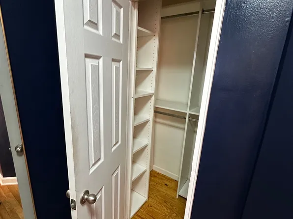 67-40 Yellowstone Boulevard image 5 of 11