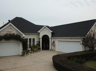 7820 Regency Dr, Pt Arthur, TX 77642