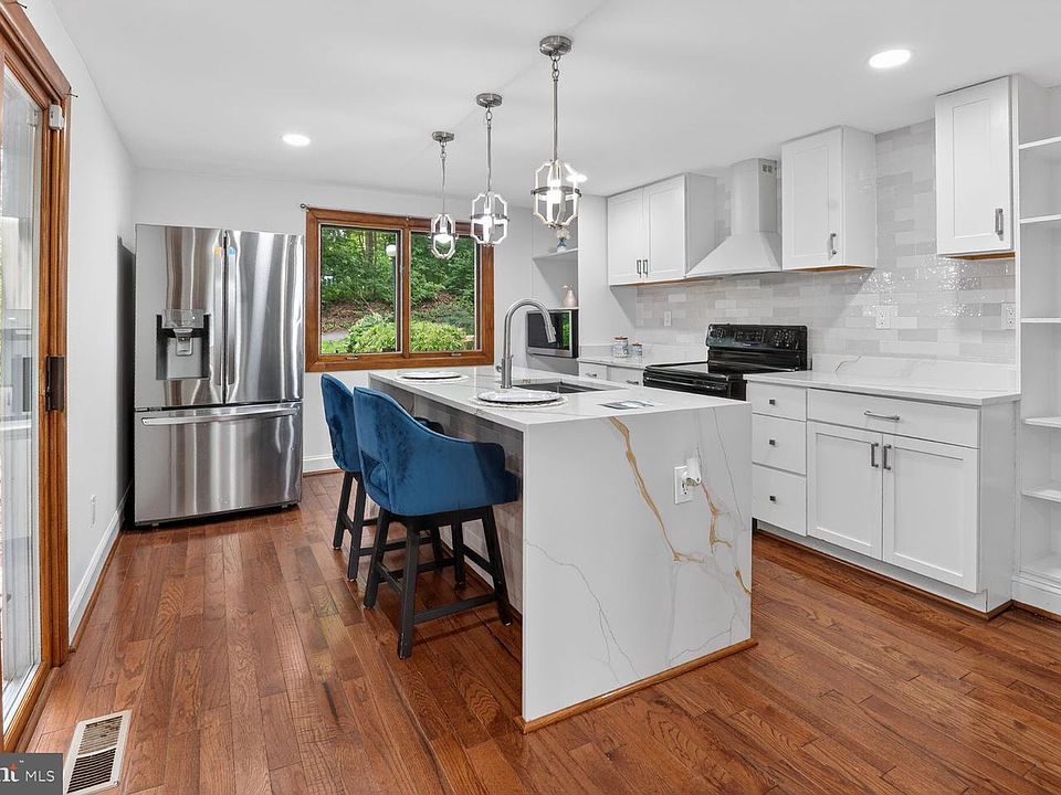 1st image of 10217 Kindly Ct