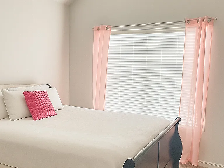 2415 Oakleaf Cir — Photo 10
