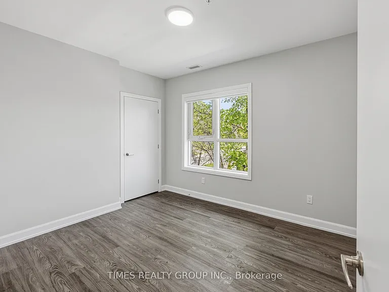 369 Hunter St W #202 — Photo 10