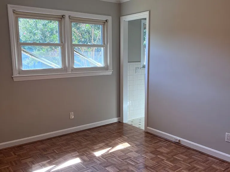 3610 Edgefield Rd — Photo 3