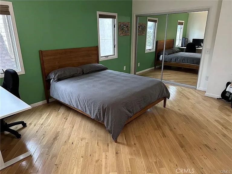 1133 S 3rd St — Photo 9