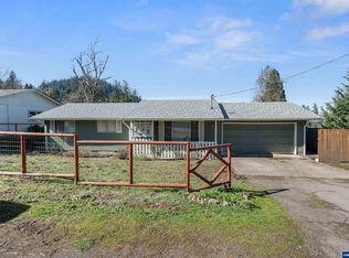 220 S 70th St, Springfield, OR 97478