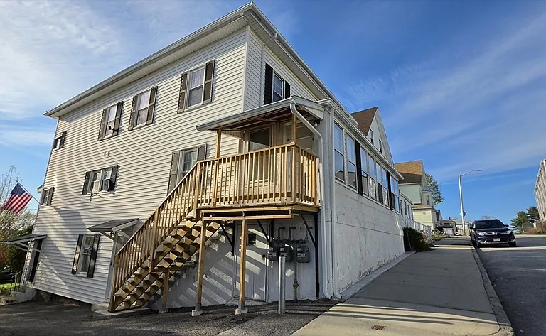 41 Orient St #2 — Photo 24