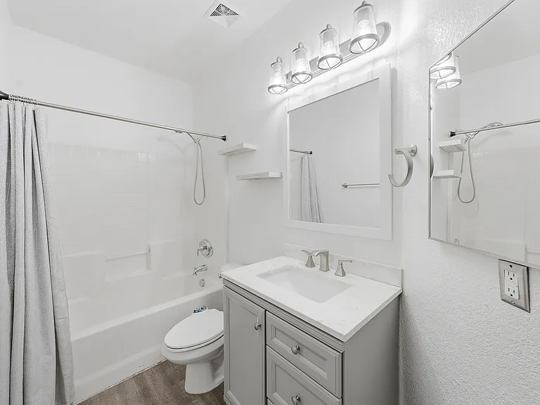 12175 W Chase Ln — Photo 18