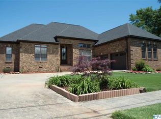 65 Pine Haven Rd, Gadsden, AL 35901