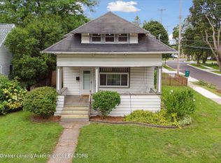 2400 Strathmore Rd, Lansing, MI 48910