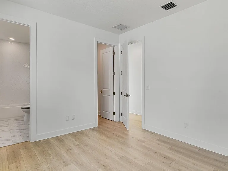 13136 Alton Rd — Photo 19