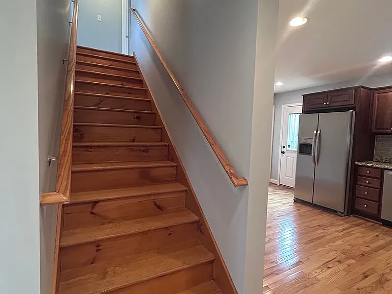 209 Delmar St — Photo 18