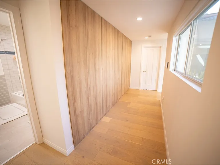 4935 Ocean View Blvd — Photo 13