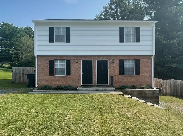 719 Normandy St NE #719, Roanoke, VA 24012
