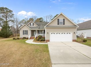 304 Fishing Creek Drive, New Bern, NC 28562