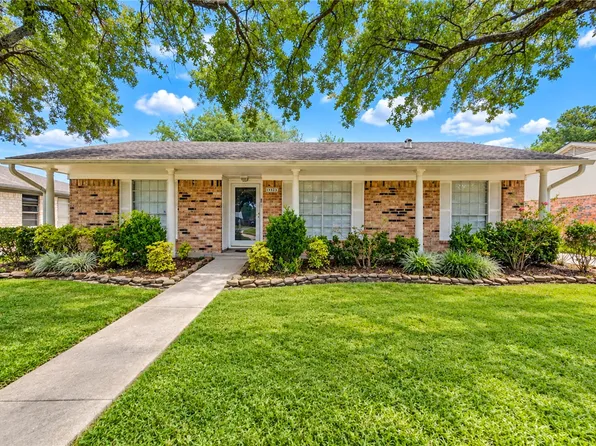11323 Sagetrail Dr, Houston, TX 77089