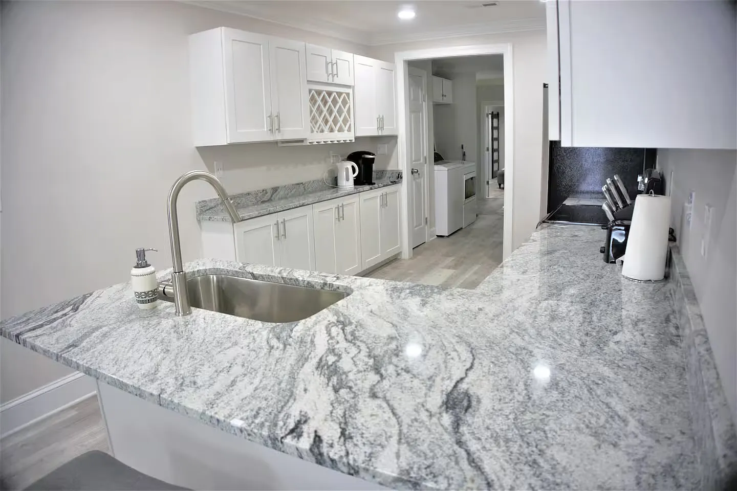 4 bed, 1650 sqft, $2,295 — Photo 4