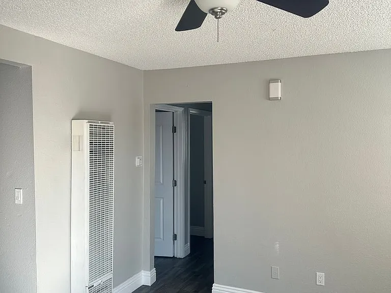 10974 S Main St #1-4 — Photo 12