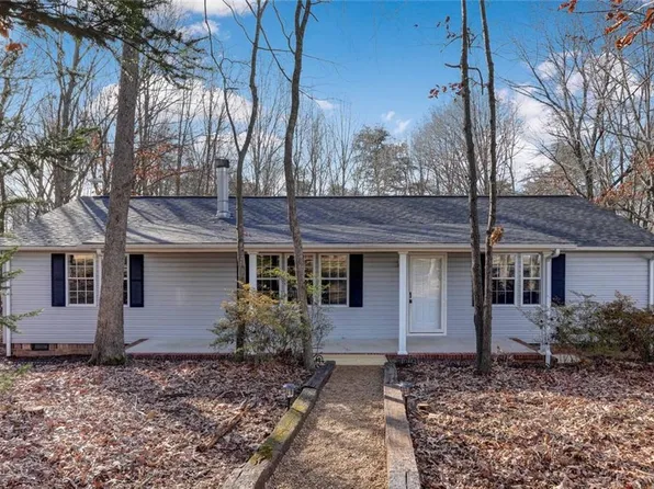360 Priddy Loop, Stoneville, NC 27048