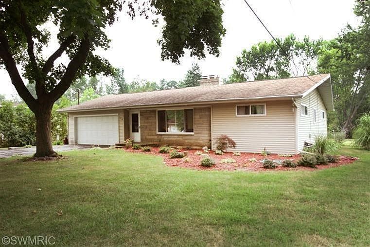 1st image of 146 Pepperidge Ln