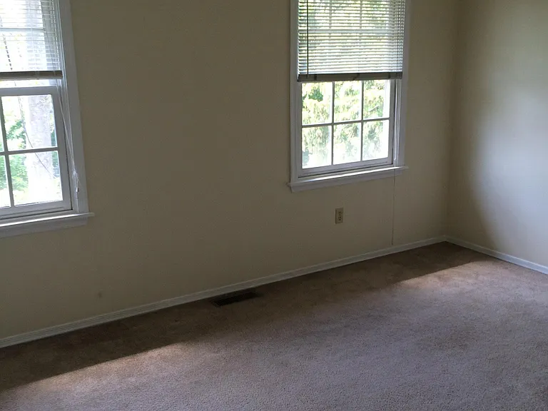 534 Becker St — Photo 24