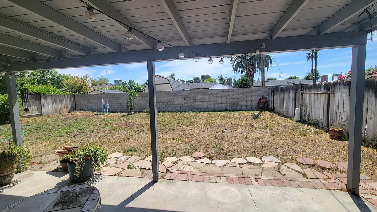 Building Photo - 2313 San Lorenzo Ave