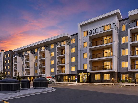 2nd image of 265 E Wolf Willow Blvd SE #1522