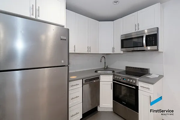 Rented by FirstService Realty (legacy) | media 11