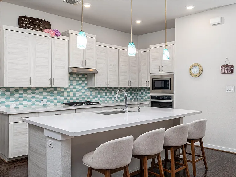 6512 Covina Ln — Photo 5