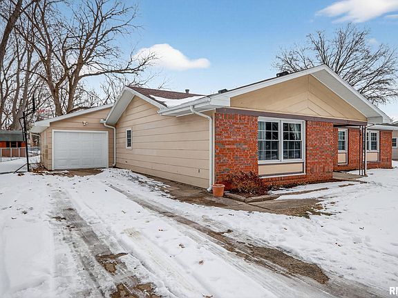 2nd image of 53 Mishawaka Dr