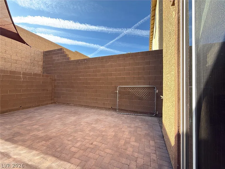208 Rocky Basin St — Photo 20