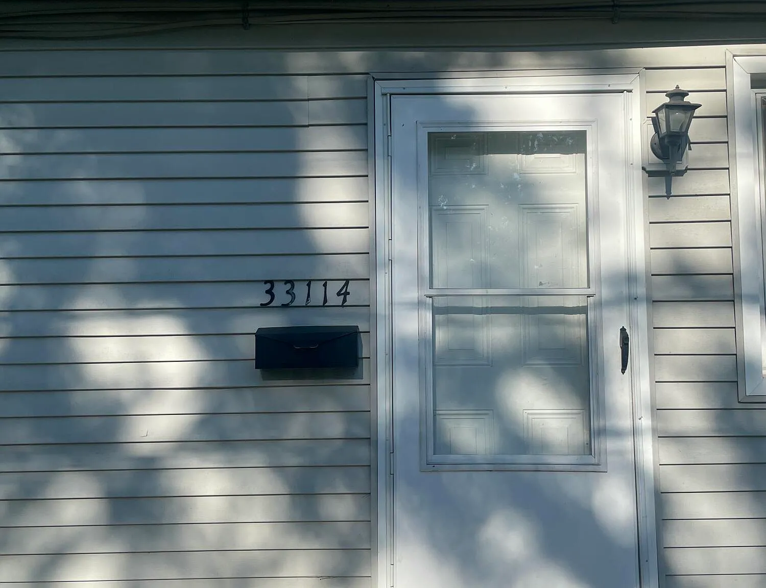1 bed, 1.0 bath, 500 sqft, $845 — Photo 1
