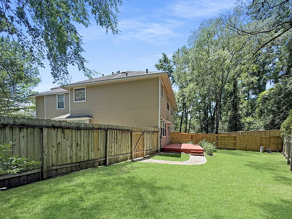 3 Peachridge Pl #1